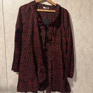 Envl Red Heart Patterned Black cardigan robe front tie ruffled Valentines NWT L
